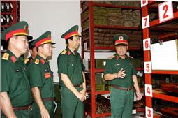 Quân khu kiểm tra toàn diện công tác kỹ thuật các đơn vị